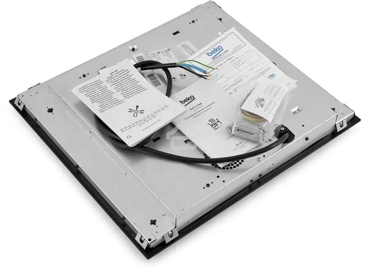 Индукционная варочная панель Beko HII 64400 MT черный