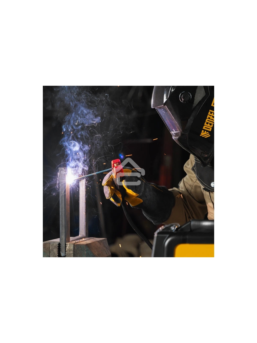 Аппарат инвертор. дуговой сварки SDM-220 Top, 220 А, ПВ 60% кейс Denzel