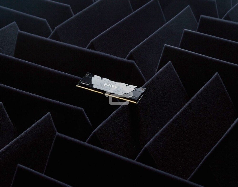 Оперативная память Kingston Fury Renegade, DDR4, 16GB (2x8GB), 3200MHz, CL16, DIMM, с радиатором, серый/черный