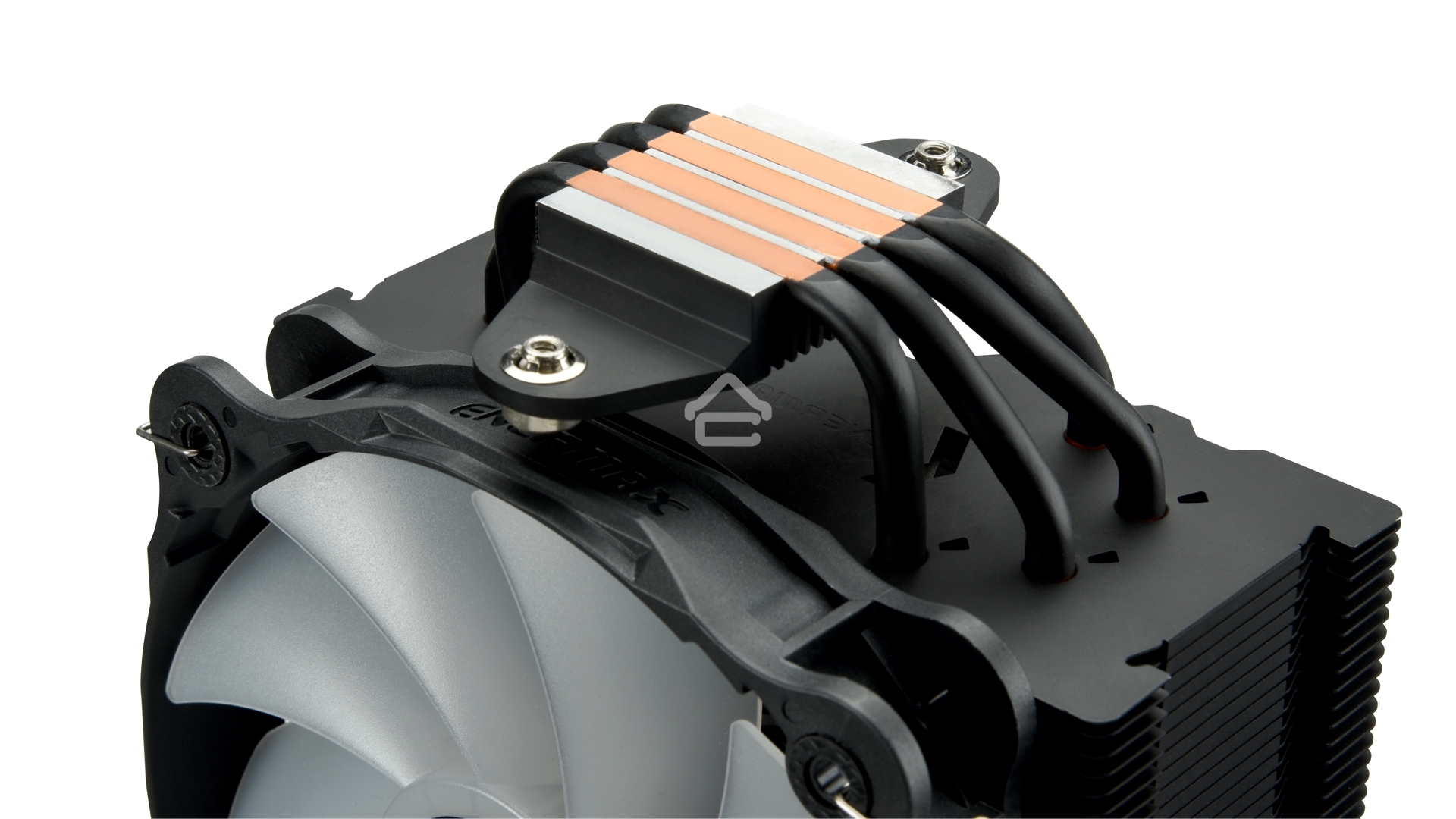 Кулер для процессора Enermax F40 ARGB Edition черный, 140 мм, алюминий/медь, 1200 об/мин, 23 дБ, 4 pin, 200 Вт, 158 мм