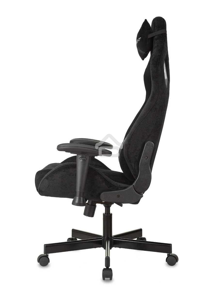 Кресло игровое Knight Outrider Light-20 черный с подголов. крестовина металл
