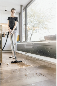 Хозяйственный пылесос Karcher WD 2 Plus V-12/6/18/C желтый, 1000 Вт, уборка сухая/влажная, пылесборник мешок/контейнер, 12 л