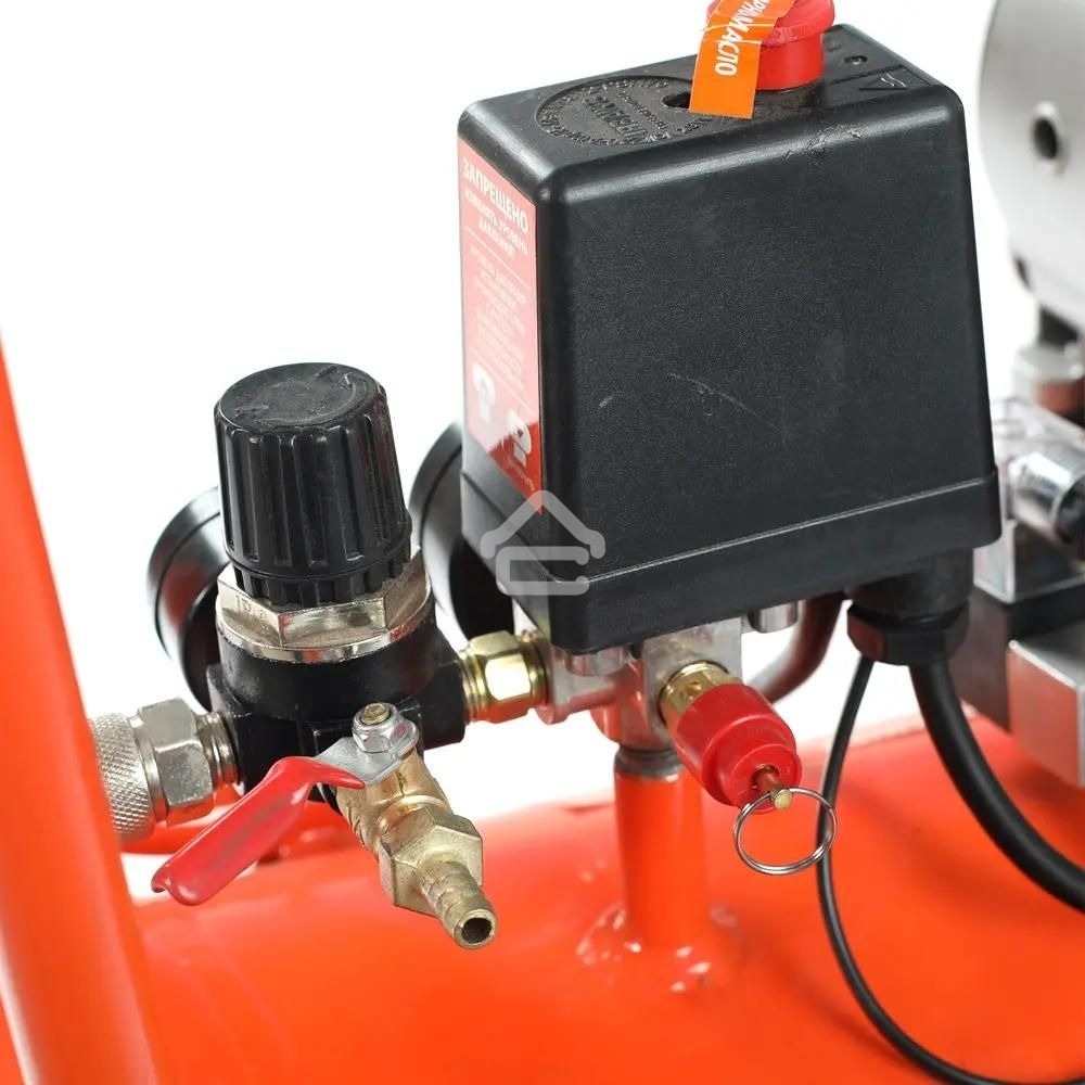 Компрессор Patriot поршневой безмасляный WO 80-360, 360 л/мин, 8 бар, 2200 Вт, 80 л, быстросъем и 