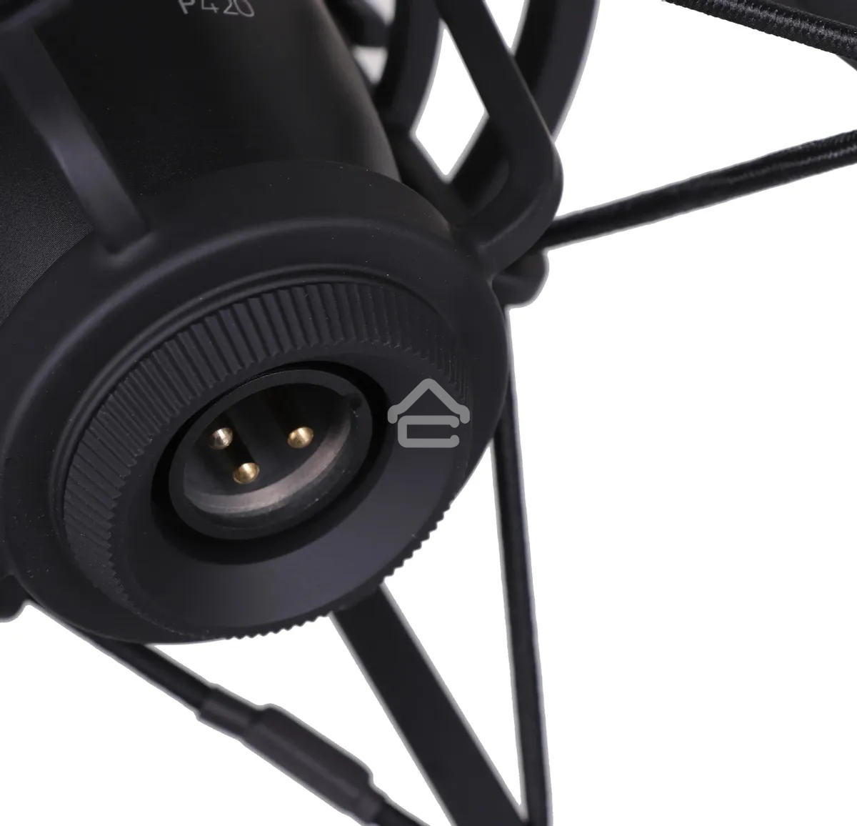 Микрофон AKG P420 3101H00430