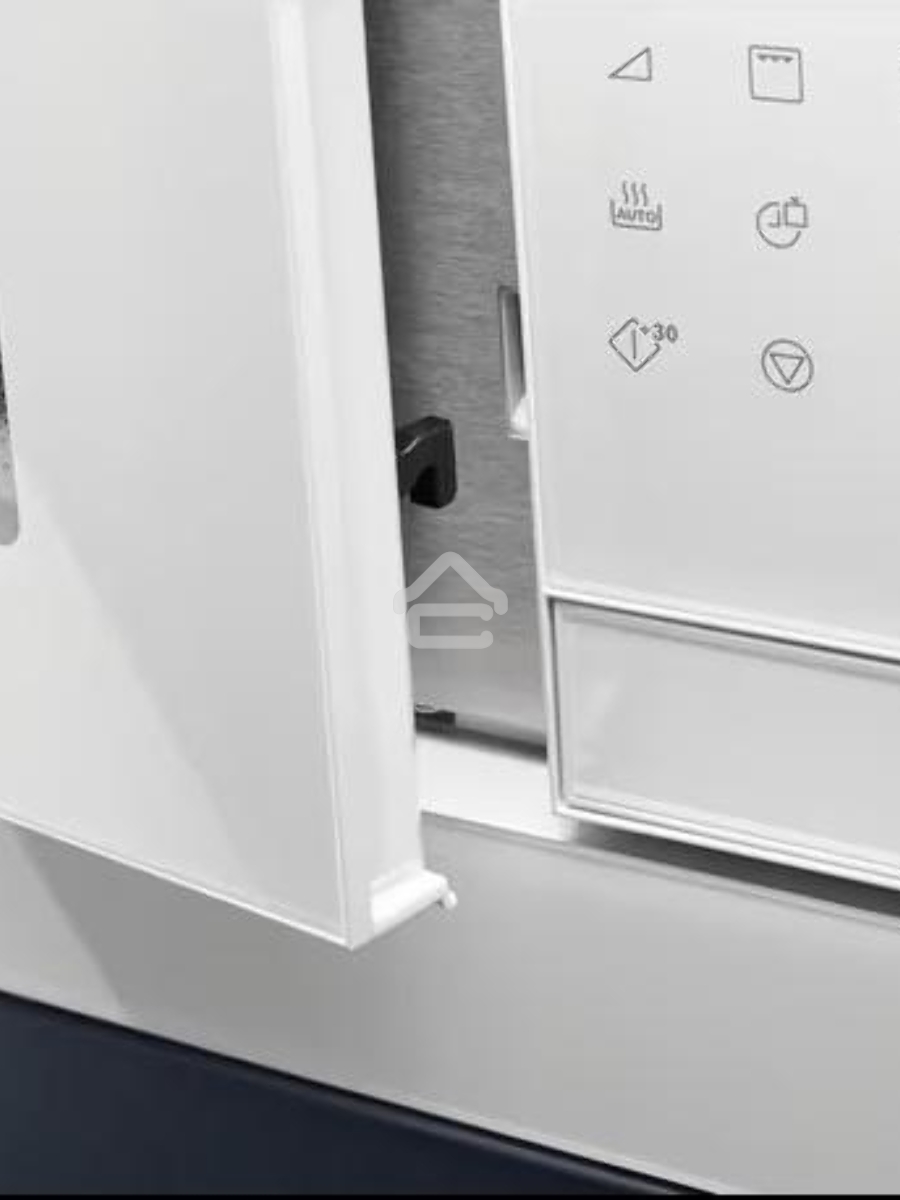 Микроволновая печь встраиваемая Electrolux LMS4253TMW белый, 25 л, 900 Вт, переключатели - сенсорные Touch Control