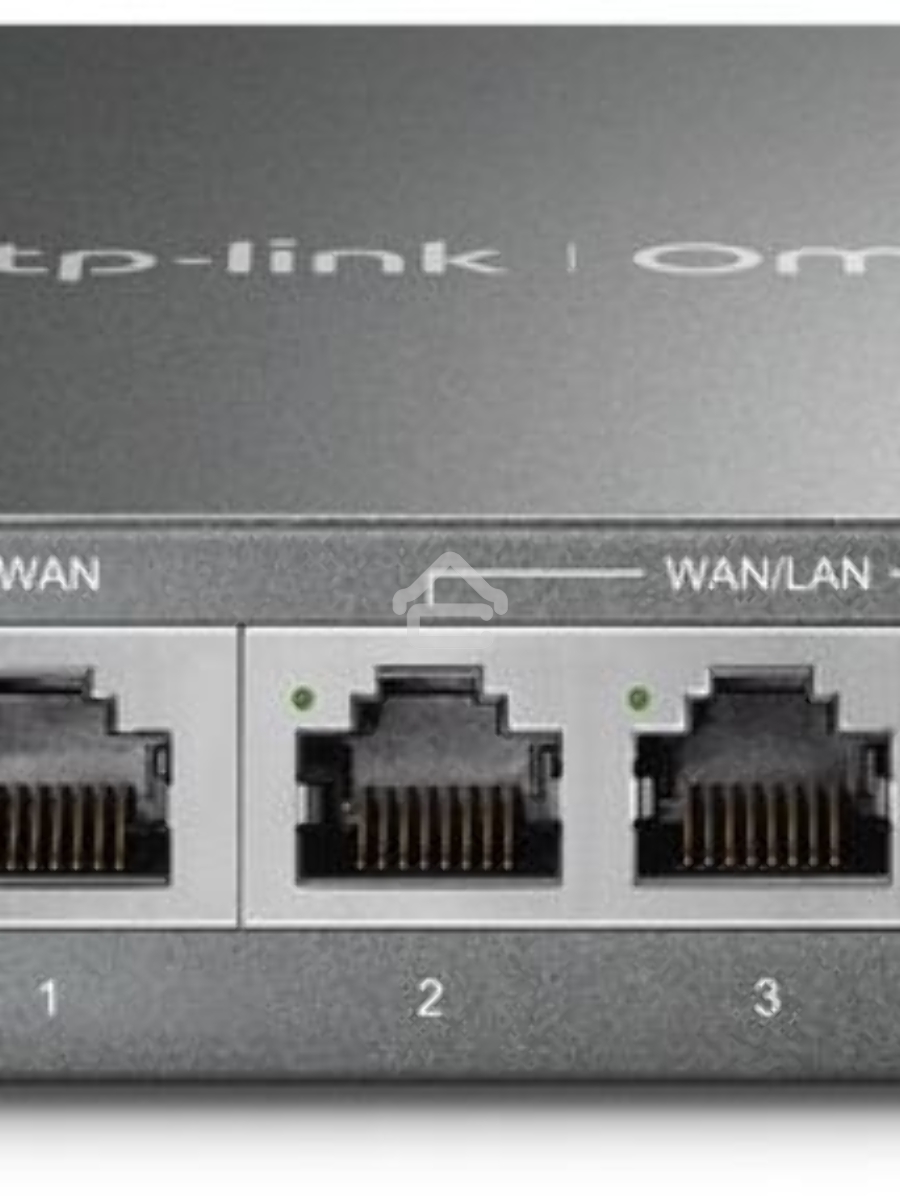 Роутер TP-Link SafeStream ER605 10/100/1000BASE-TX черный