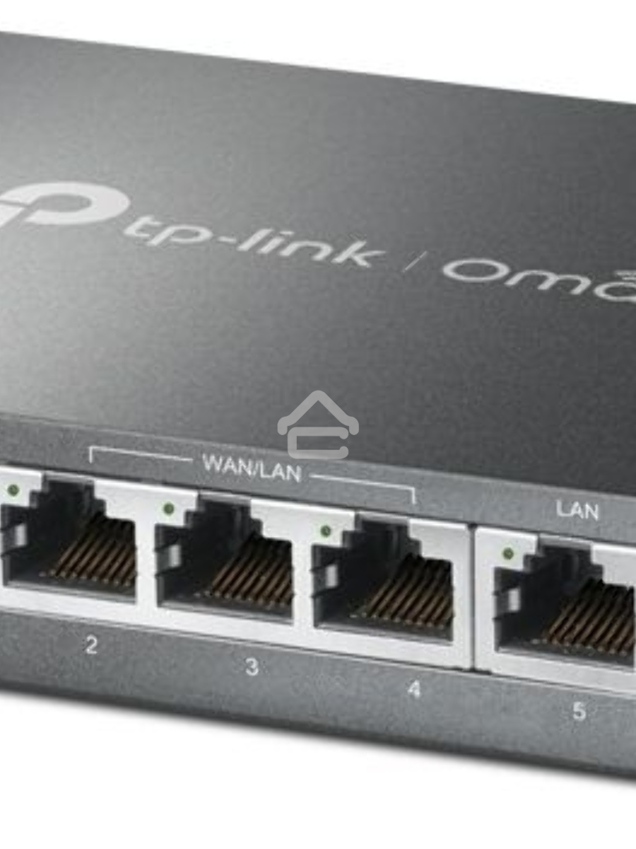 Роутер TP-Link SafeStream ER605 10/100/1000BASE-TX черный