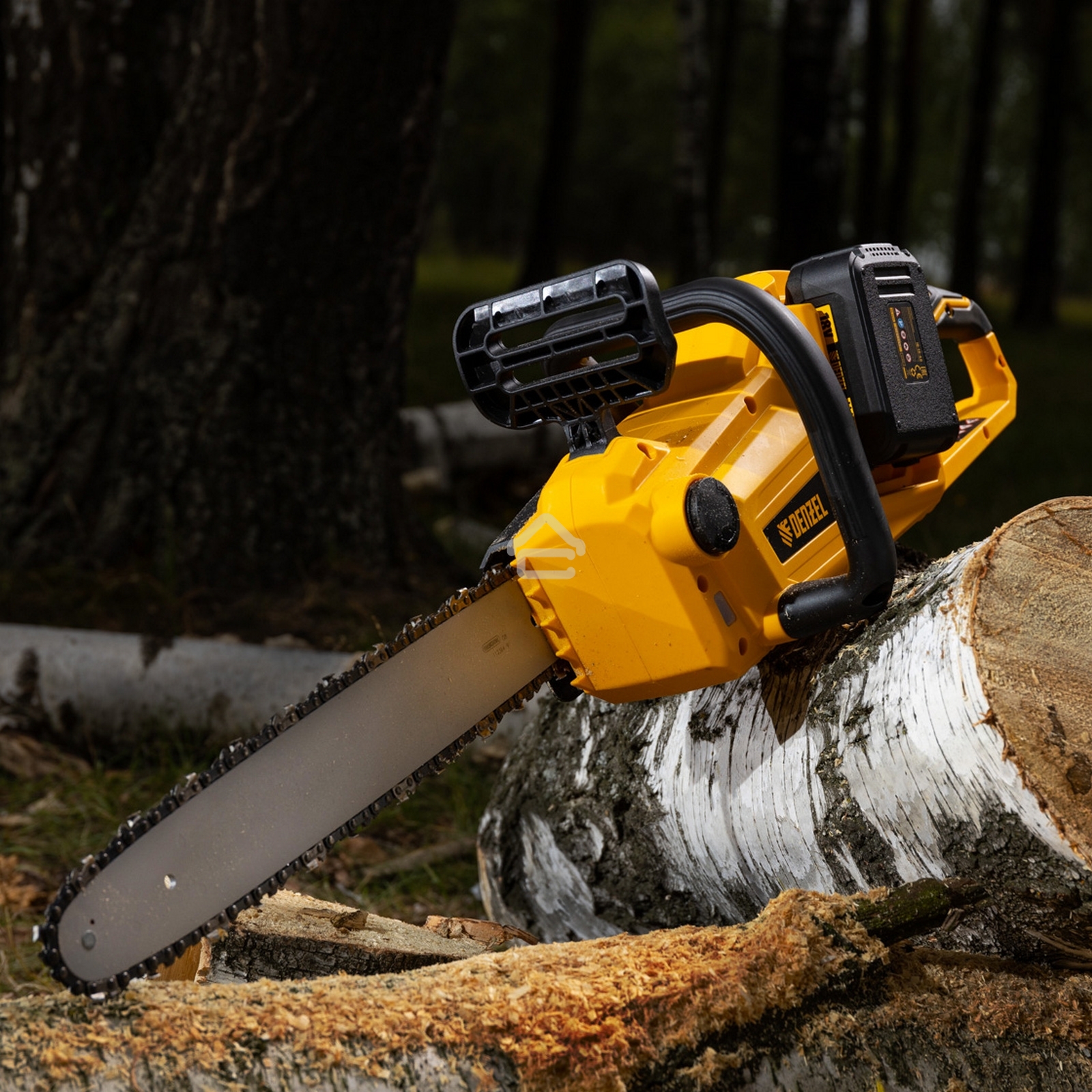 Цепная пила аккумуляторная бесщет. Denzel RCS400-36, Li-ion, 36 В, 4 А·ч, шина 400 мм/ 58610