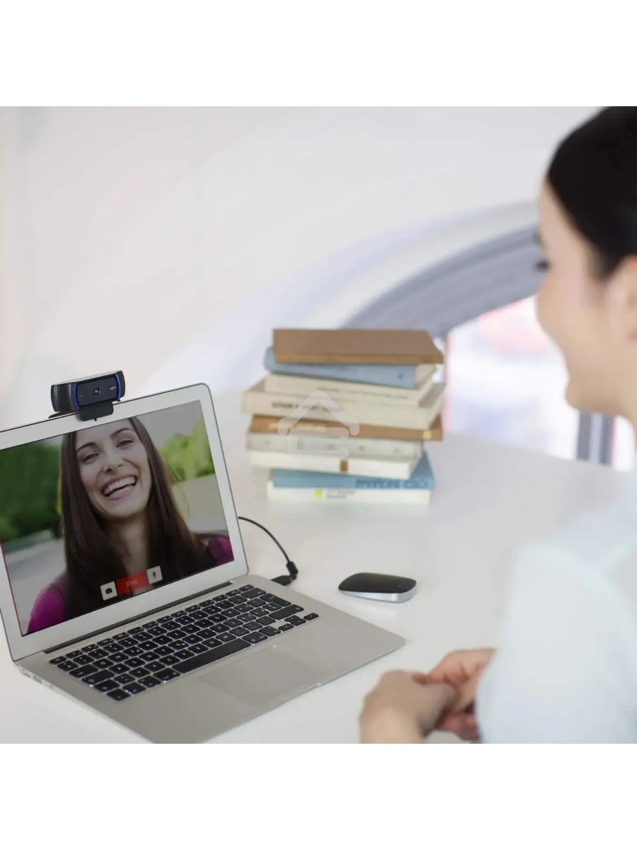 Веб-камера Logitech C920 HD Pro Webcam (Full HD 1080p/30fps, автофокус, угол обзора 78°, стереомикрофон, кабель 1.5м) (арт. 960-000998, M/N: VU0062)