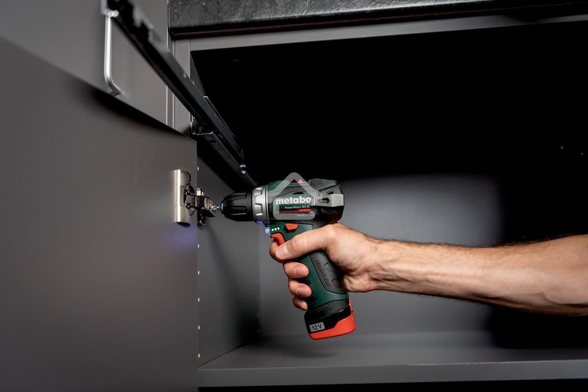 Дрель-шуруповерт Metabo PowerMaxx BS BL 12 601721500, Аккумуляторный, 12В, Кейс