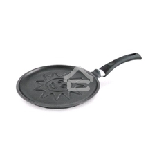 Сковорода блинная НЕВА МЕТАЛЛ ПОСУДА 6224Сл (Солнце) блинная д.24(Дизайн корпуса сковороды разработан так, чтобы при выпекании не нарушалась целостность блина, и красиво румянился рисунок. Антипригарное покрытие изделий - на водной основе, изготовлено без