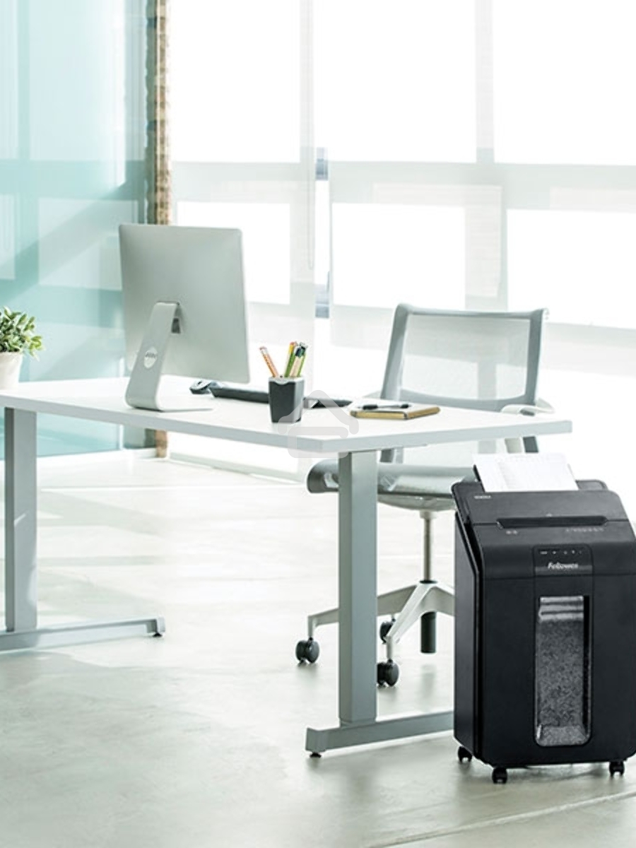Шредер Fellowes AutoMax 100M (секр.P-4)/фрагменты/100лист./23лтр./скрепки/скобы/пл.карты