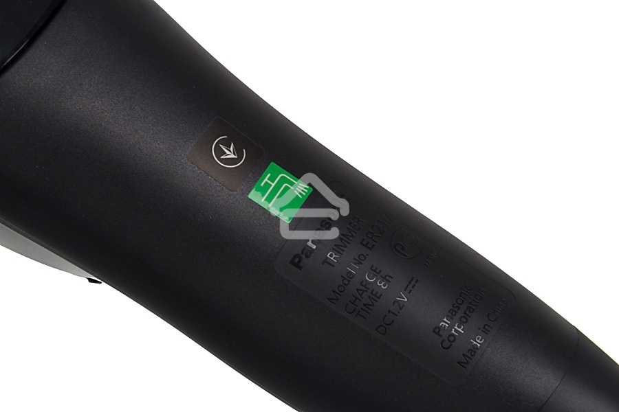 Машинка для стрижки Panasonic ER217S520 серебристый (насадок в компл:1шт)