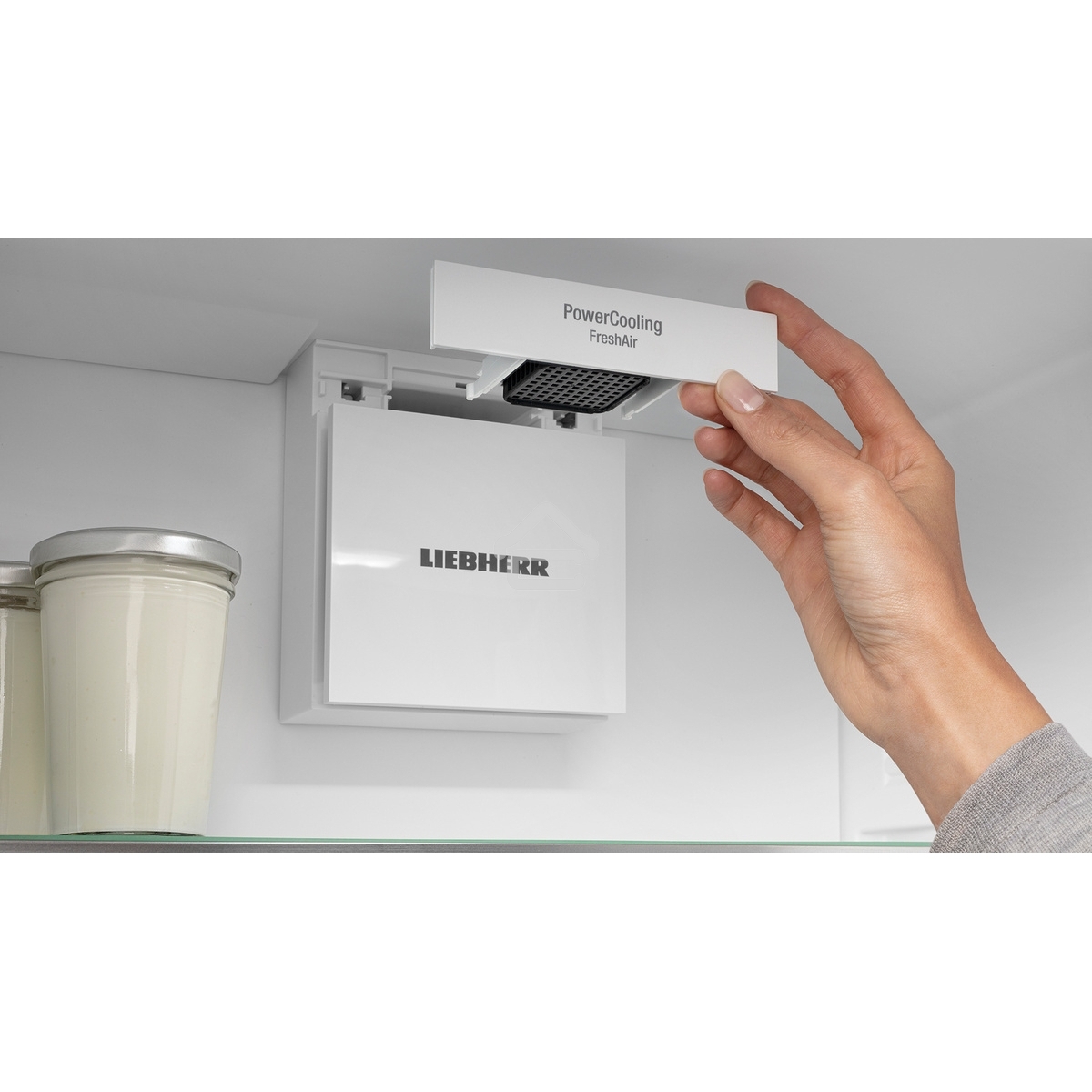 Встраиваемый холодильник Liebherr Plus, ниша 194 см, BioFresh, МК NoFrost 3 контейнера, сенсорный дисплей Touch, door sliding