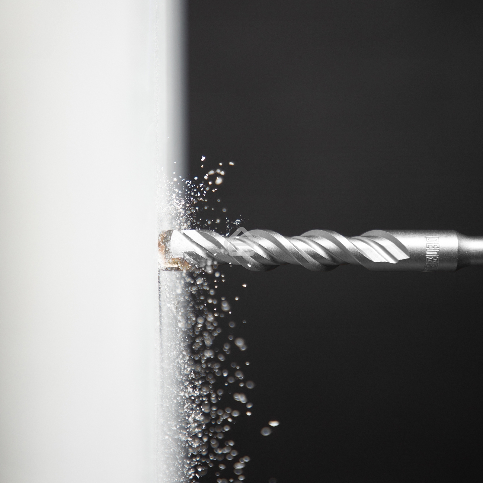 Бур по бетону Denzel двойная спираль, Cobalt W-tip, 12x160 мм, SDS PLUS