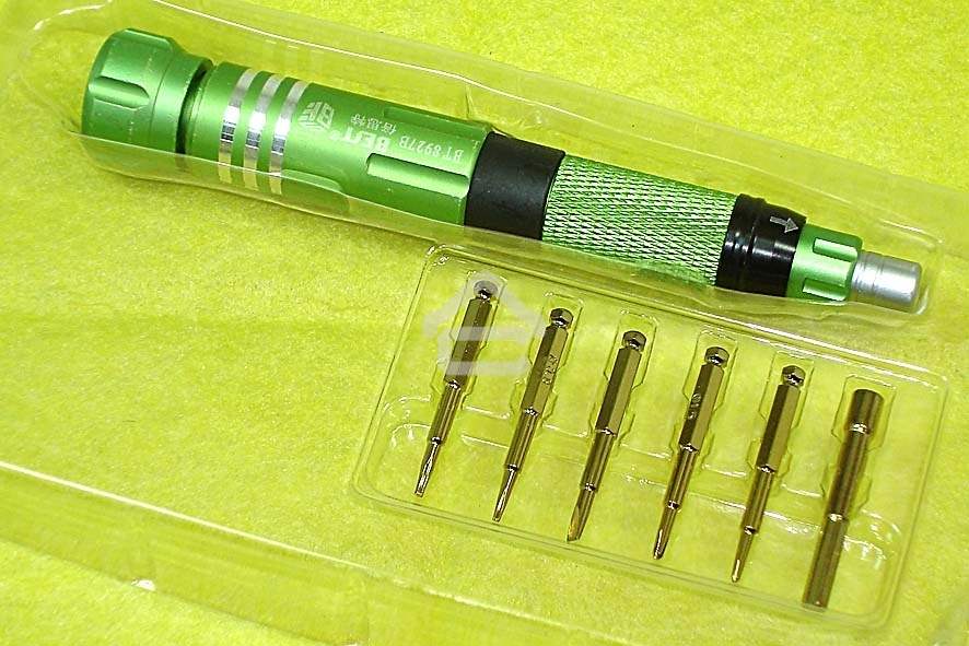 Отвертка со сменными насадками Best BST-8927B зеленая