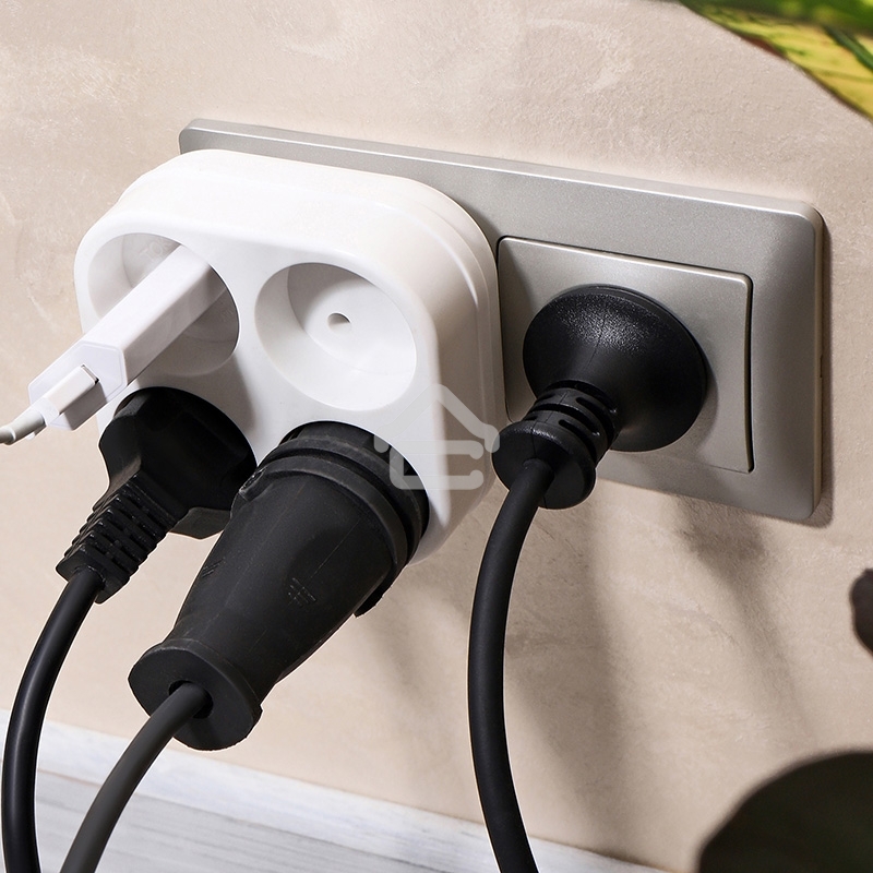 Четверник электрический Rexant 6А без заземления, белый