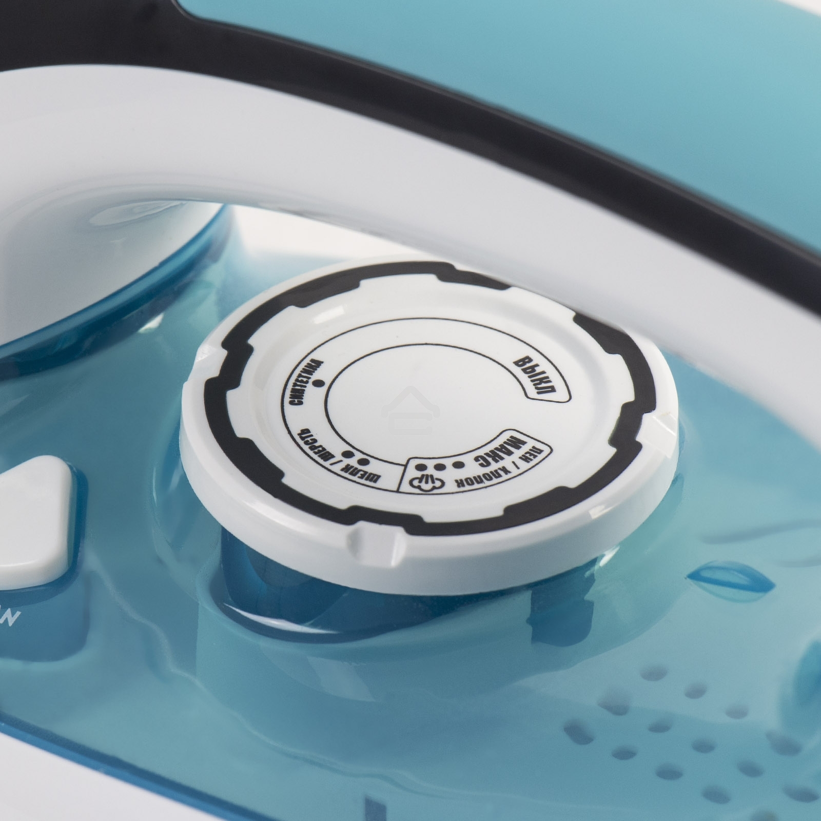 Утюг Galaxy Line GL 6123, голубой с белым, паровой, 2500 Вт, постоянный пар 50 г/мин, паровой удар 230 г/мин, функции: самоочистка, антикапля, антинакипь, функция увлажнения, вертикальное отпаривание, защита от перегрева, индикатор нагрева, керамическое п