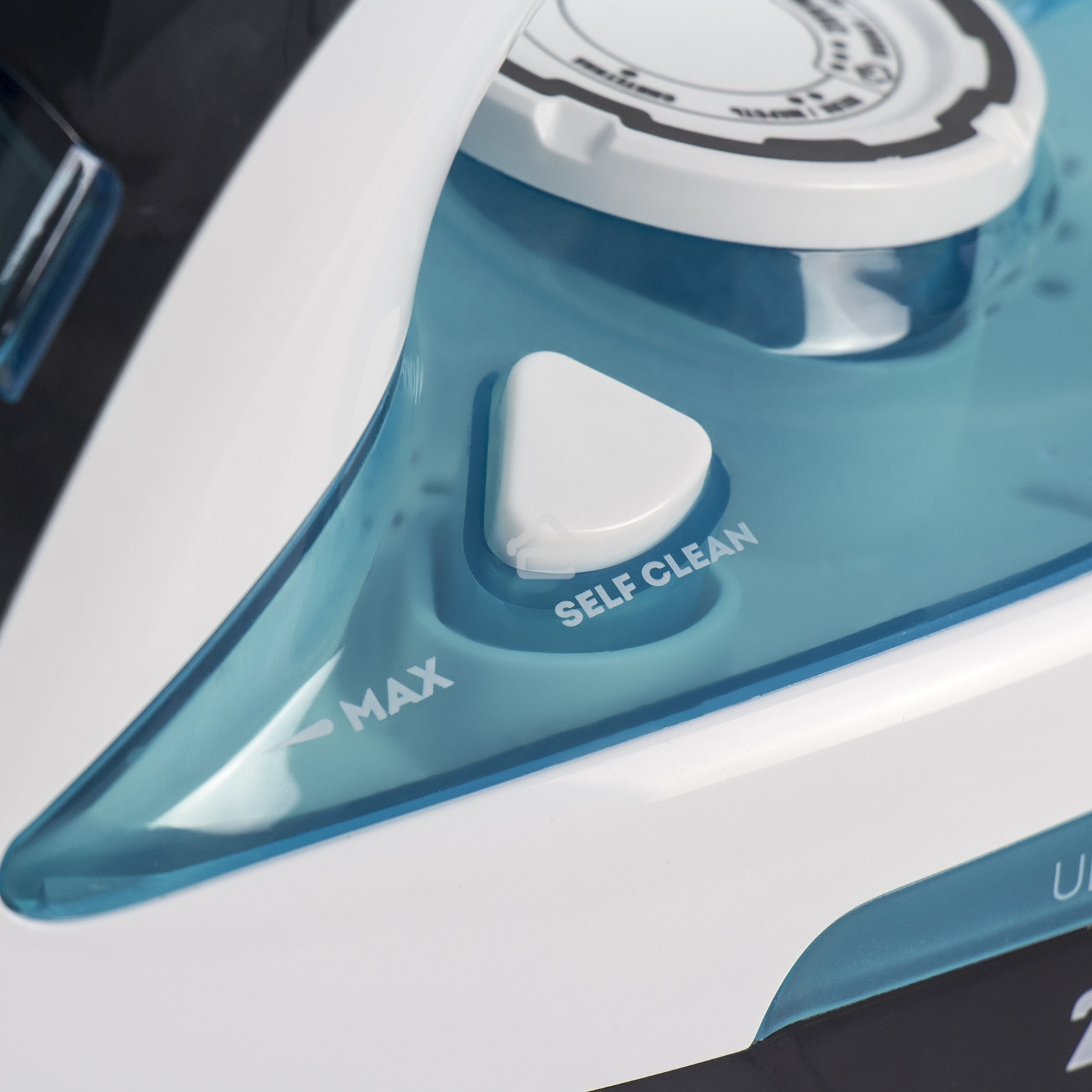 Утюг Galaxy Line GL 6123, голубой с белым, паровой, 2500 Вт, постоянный пар 50 г/мин, паровой удар 230 г/мин, функции: самоочистка, антикапля, антинакипь, функция увлажнения, вертикальное отпаривание, защита от перегрева, индикатор нагрева, керамическое п