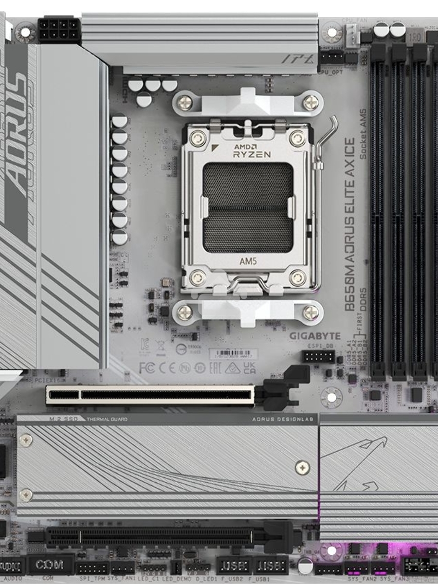 Материнская плата Gigabyte B650M AORUS ELITE AX ICE SocketAM5 AMD B650 4xDDR5 mATX AC`97 8ch(7.1) 2.5Gg RAID+HDMI+DP