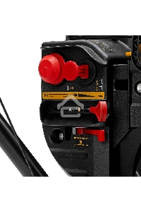 Бензиновая снегоуборочная машина SBM 610S PRO, 212cc, эл.старт, фара, обогрев  Denzel