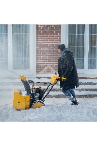 Бензиновая снегоуборочная машина SBM 610S PRO, 212cc, эл.старт, фара, обогрев  Denzel