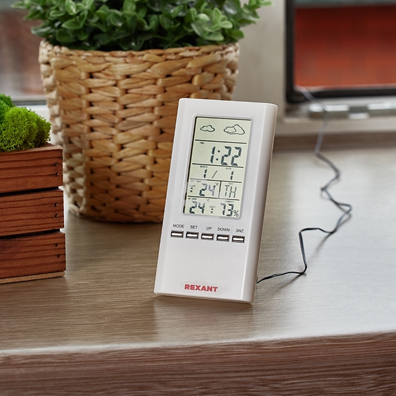 Метеостанция комнатно-уличная Rexant S3331SC с проводным датчиком