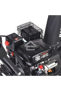Снегоуборщик PATRIOT PS 707 E, Двигатель 7л.с до -25 °С; 212 сс; Стартер ручной / 220V; LED-фара, Панель c увеличенным диапазоном скоростей 6 вперед /2 назад; Ширина ковша  610мм +100(26