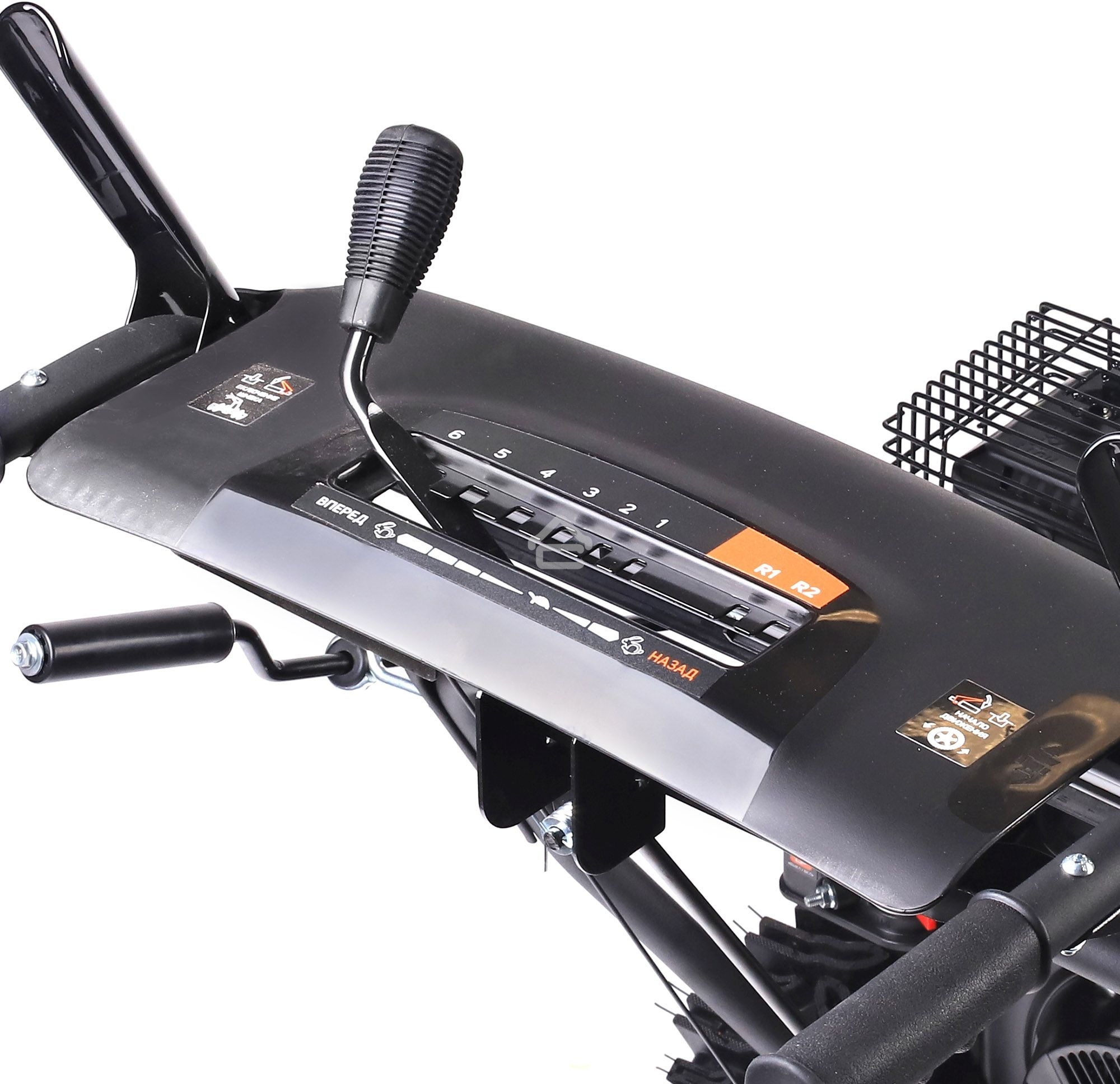 Снегоуборщик PATRIOT PS 707 E, Двигатель 7л.с до -25 °С; 212 сс; Стартер ручной/220V; LED-фара, Панель c увеличенным диапазоном скоростей 6 вперед/2 назад; Ширина ковша 610мм +100(26