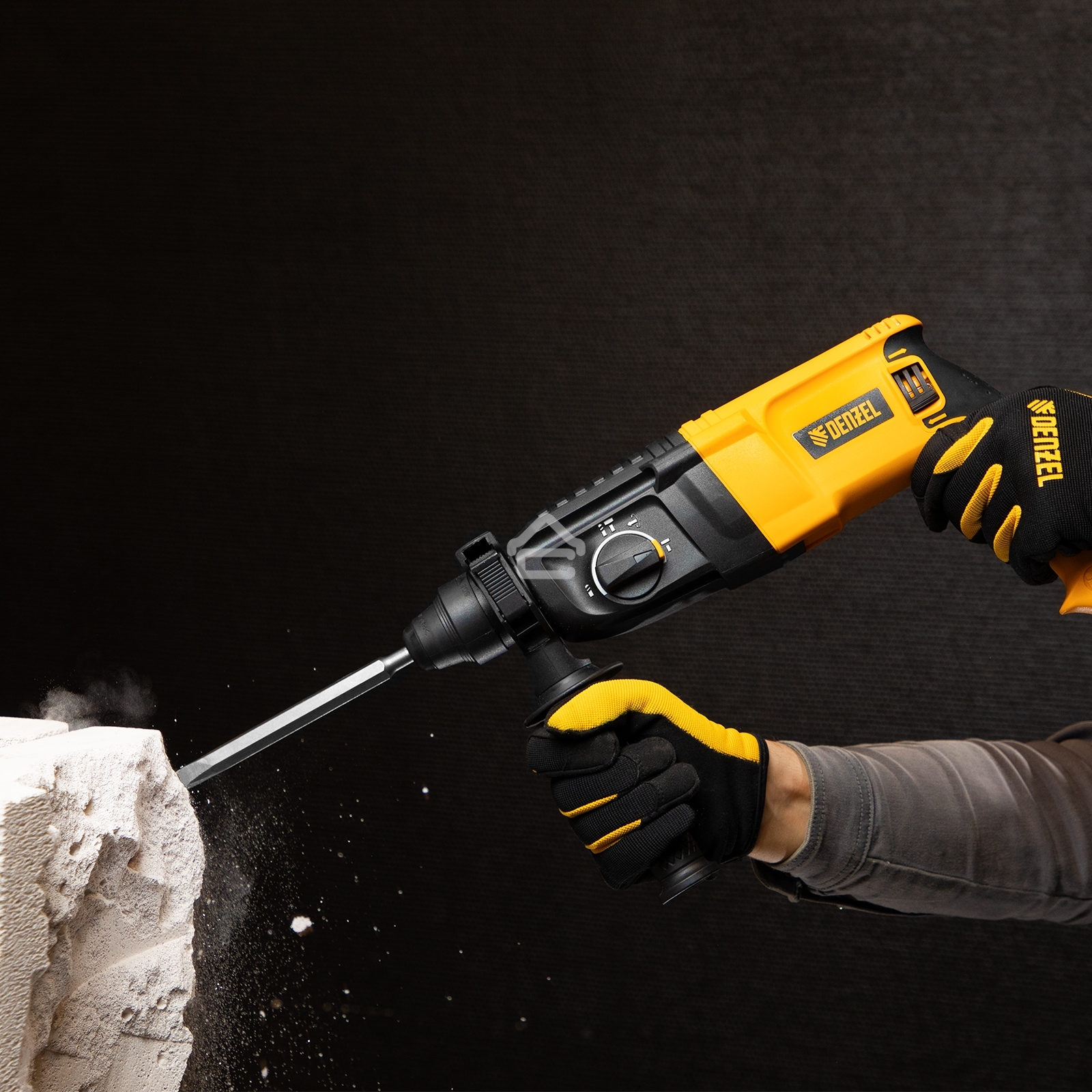 Перфоратор электрический Denzel RHH-800-26, SDS-plus, 800 Вт, 3 Дж, 3 плюс 1 реж.