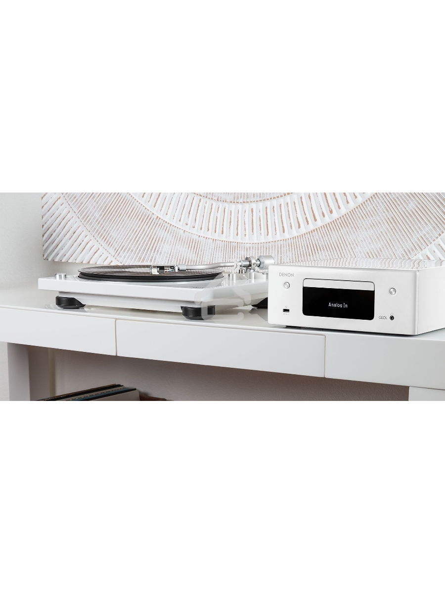 Проигрыватель винила Denon DP-400F, частично автоматический, белый