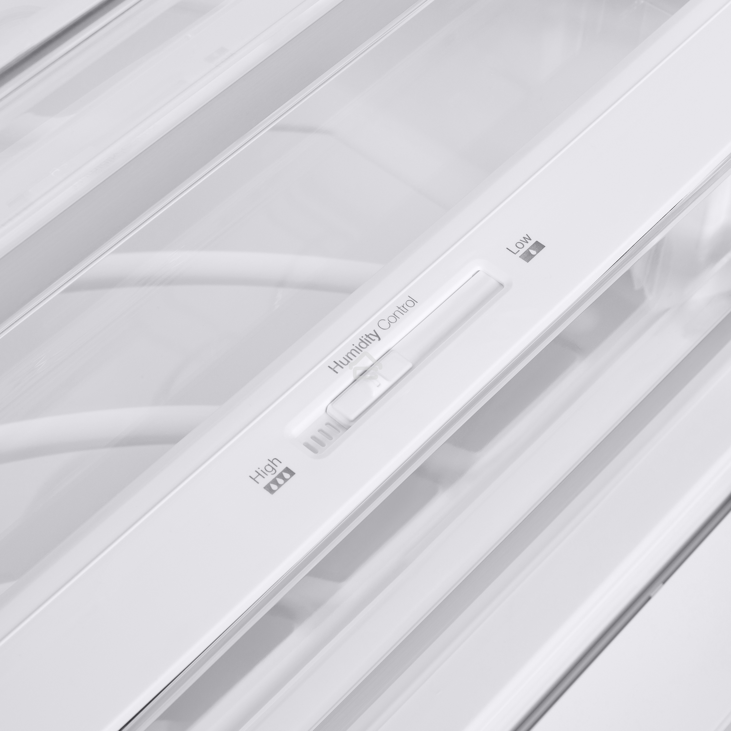 Холодильник Maunfeld MFF185NFW Inverter белый двухкамерный 240/100 л морозилка снизу, No Frost