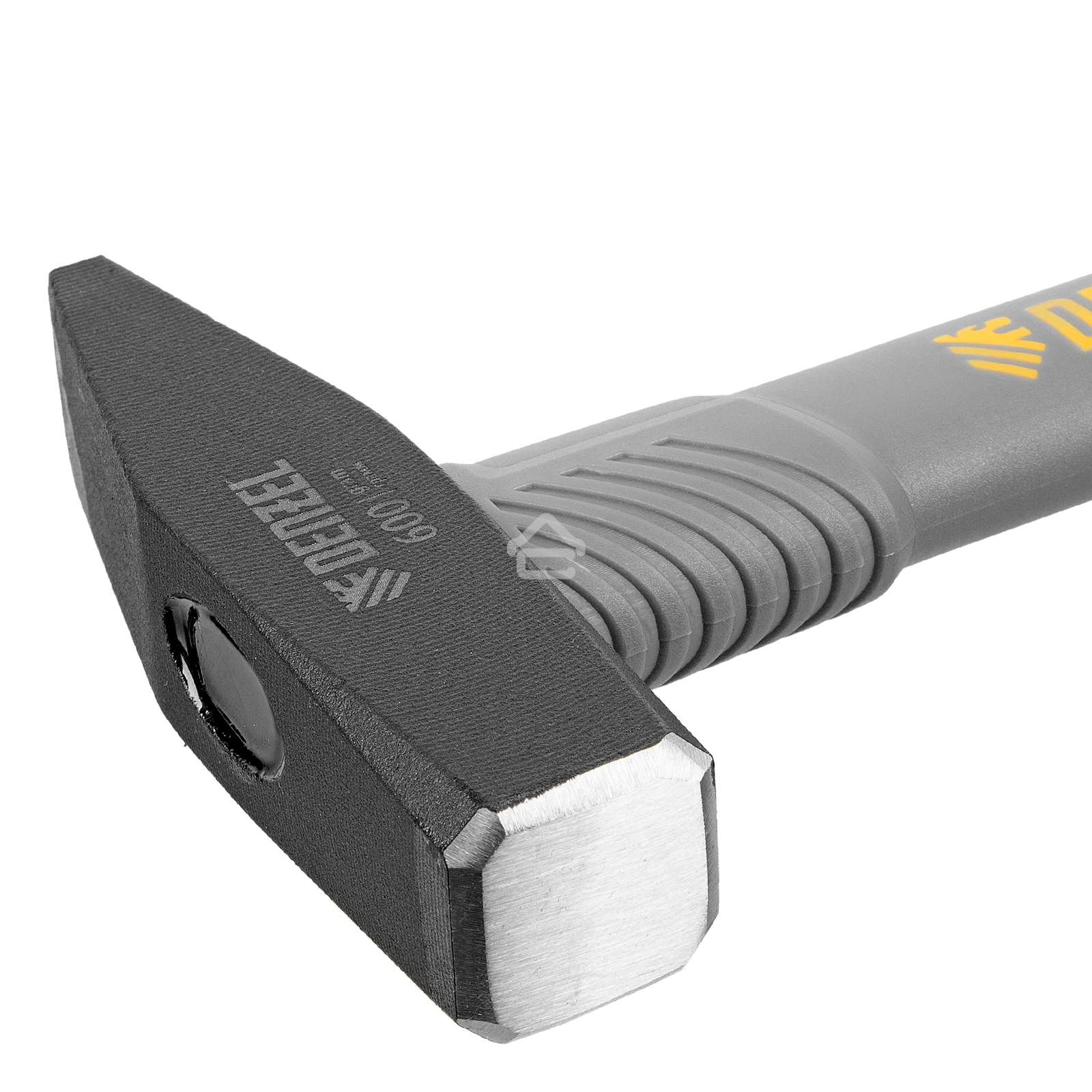 Молоток слесарный Denzel 600 г, кованый, фибергласовая рукоятка c TPR покрытием