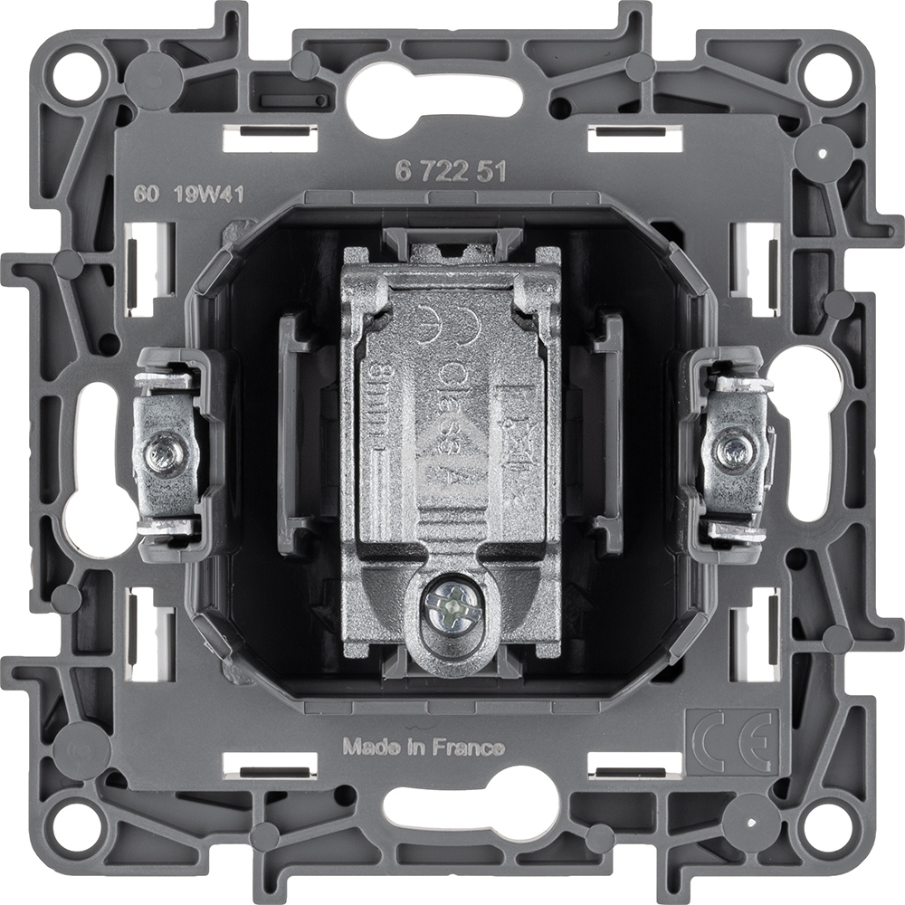 Механизм розетки LEGRAND 1066932tv etika plus 2дБ звезда бел. 672251