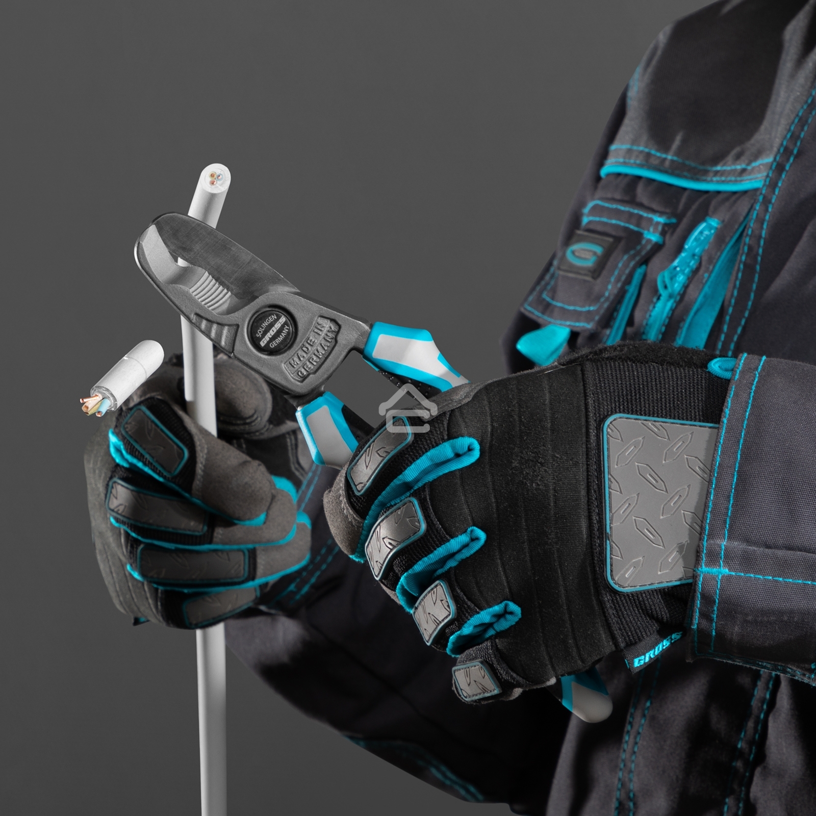 Кабелерез Gross трехкомпонентные рукоятки, 210 мм