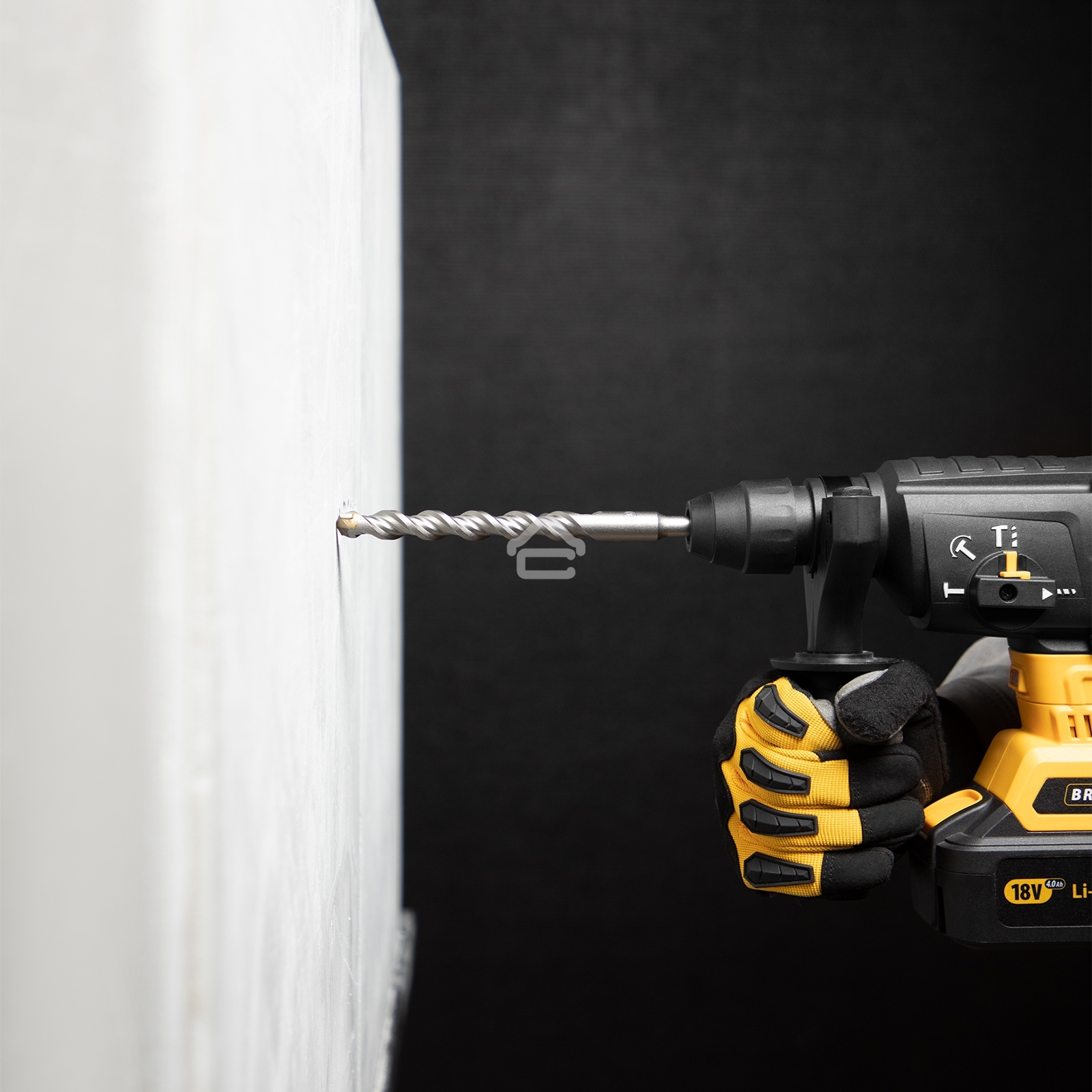 Бур по бетону Denzel двойная спираль, Cobalt W-tip, 16x210 мм, SDS PLUS