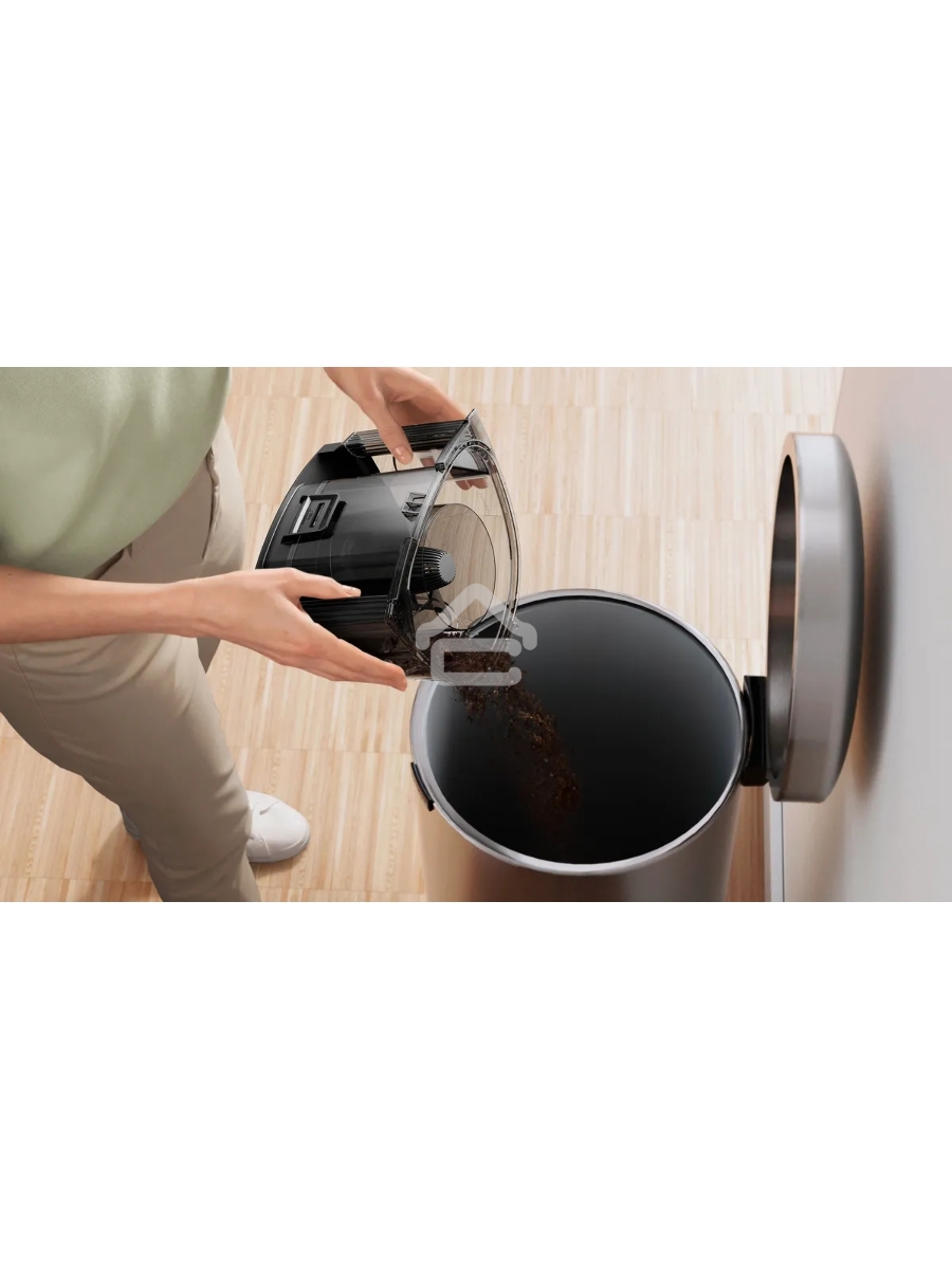 Пылесос Bosch BGS21WX200 красный, 2000 Вт, уборка сухая, пылесборник контейнер, 2 л