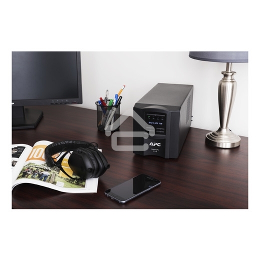 Источник бесперебойного питания APC Smart-UPS SMT750IC 500Вт 750ВА черный