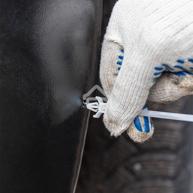 Хомут-стяжкa нейлоновая с крепежным пистоном Rexant 190x4,8 мм, ø3,2 мм, белая, упаковка 100 шт.