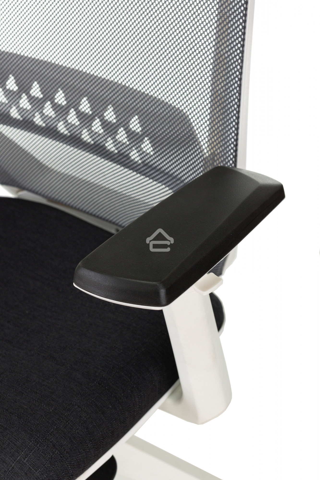 Кресло офисное Бюрократ MC-W611NL серый TW-04 38-417 сетка/ткань, крестов.4-луч. пластик пластик