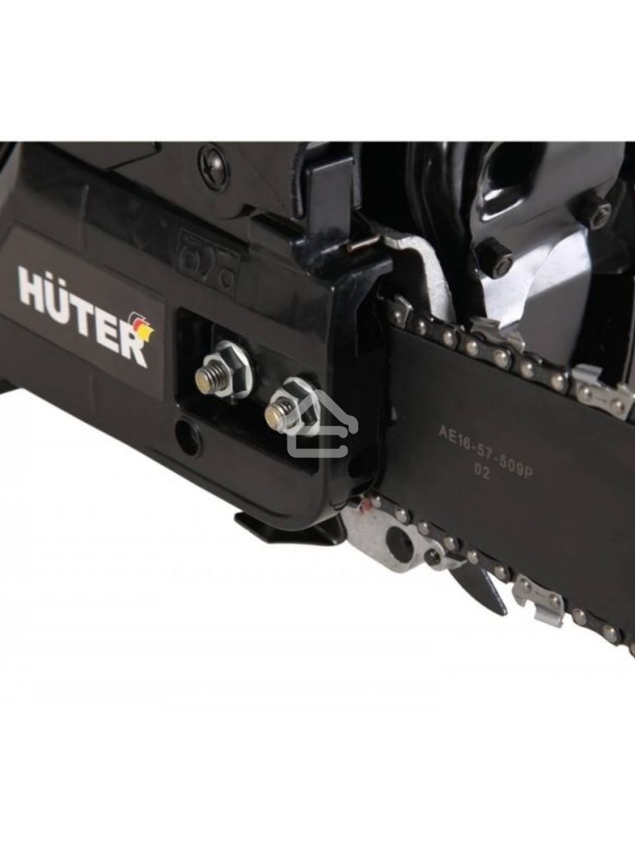 Бензопилы Huter BS-62 70/6/6 Бензопила { 2,2 кВт, 62 см3, бак 0,55 л, антивиб. система, шина 50см/20