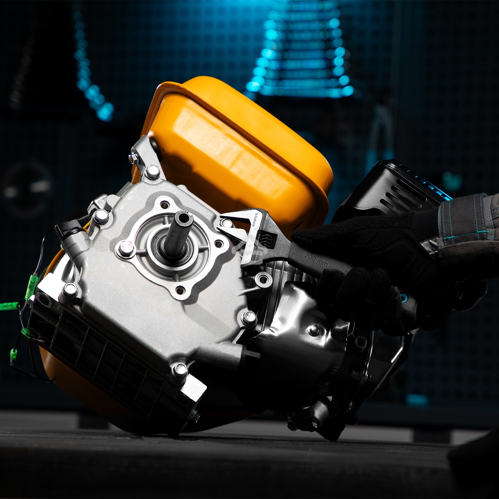 Ключ разводной Gross 15568 (0 - 40 мм) 200 мм