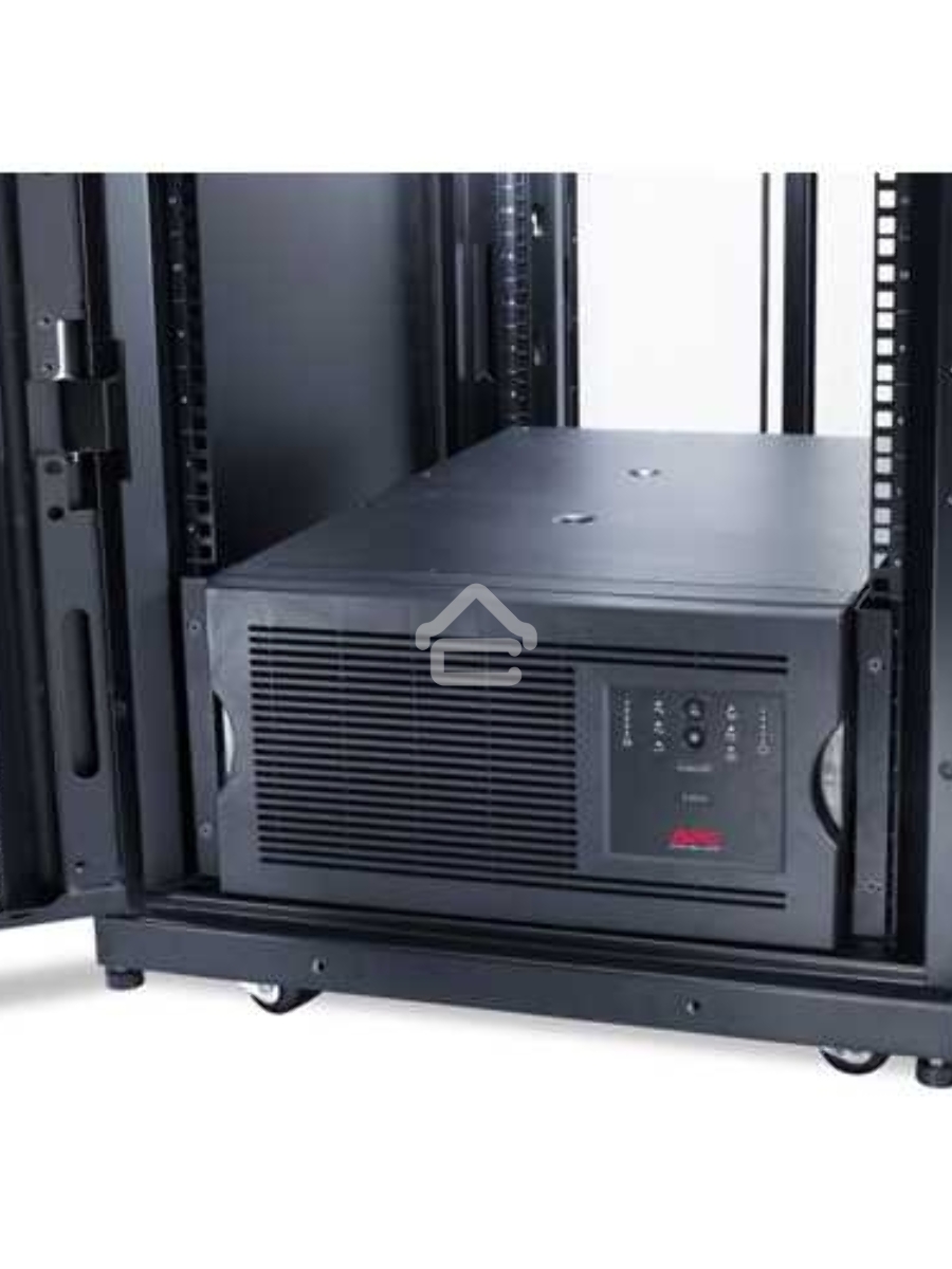 Источник бесперебойного питания APC Smart-UPS SUA5000RMI5U 4000Вт 5000ВА черный