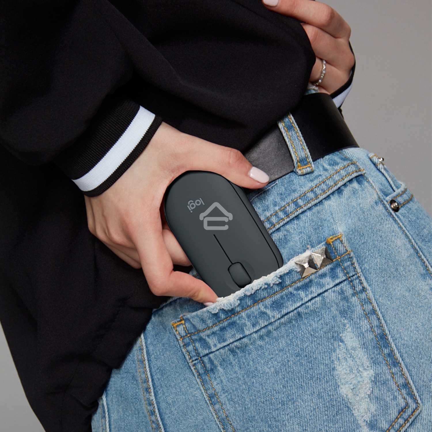 Мышь беспроводная Logitech Pebble M350 графитовый, 1000 dpi, радиоканал, Bluetooth, USB, кнопки - 3