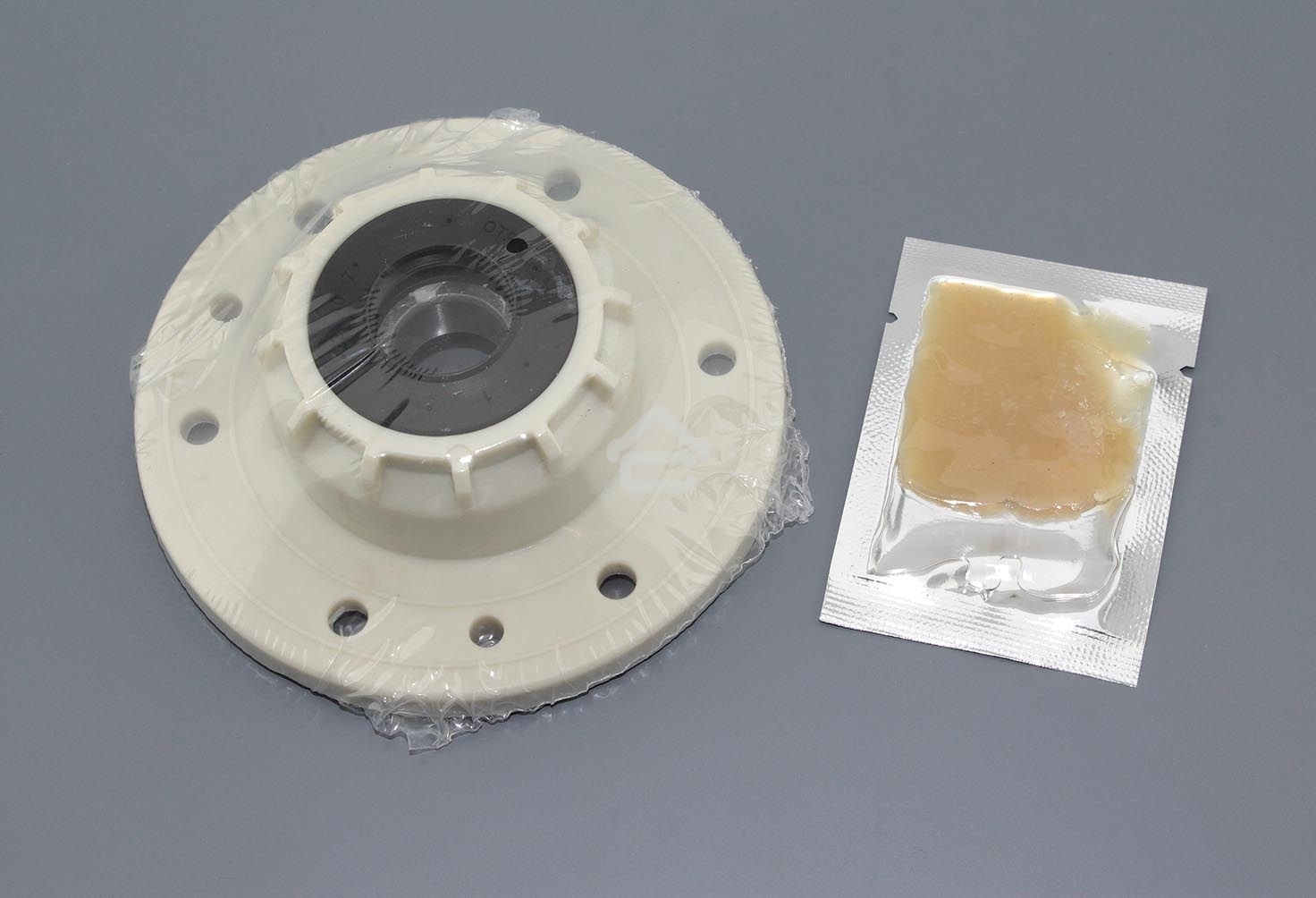 Суппорт (опора) в сборе для стиральной машины Candy 46002361