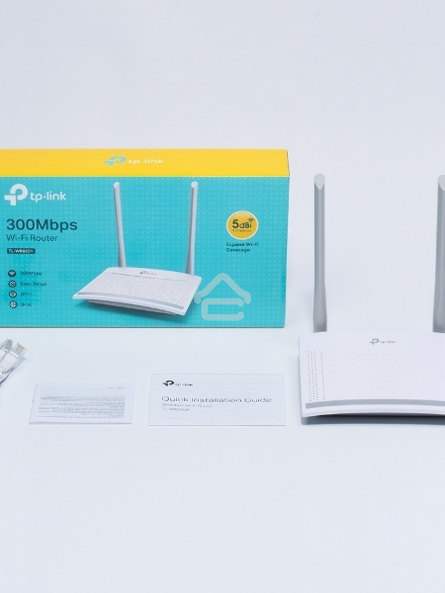 Роутер беспроводной TP-Link TL-WR820N N300 10/100BASE-TX белый