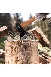Топор SPARTA 21605  600 г в сборе кованый деревянное топорище