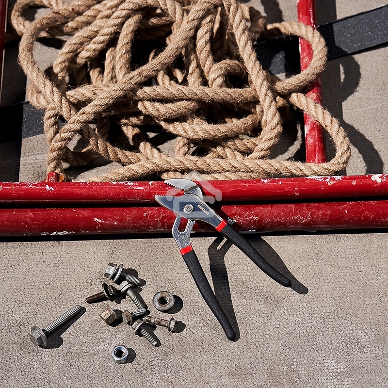 Клещи переставные Rexant 200 мм никелированные, обливные рукоятки