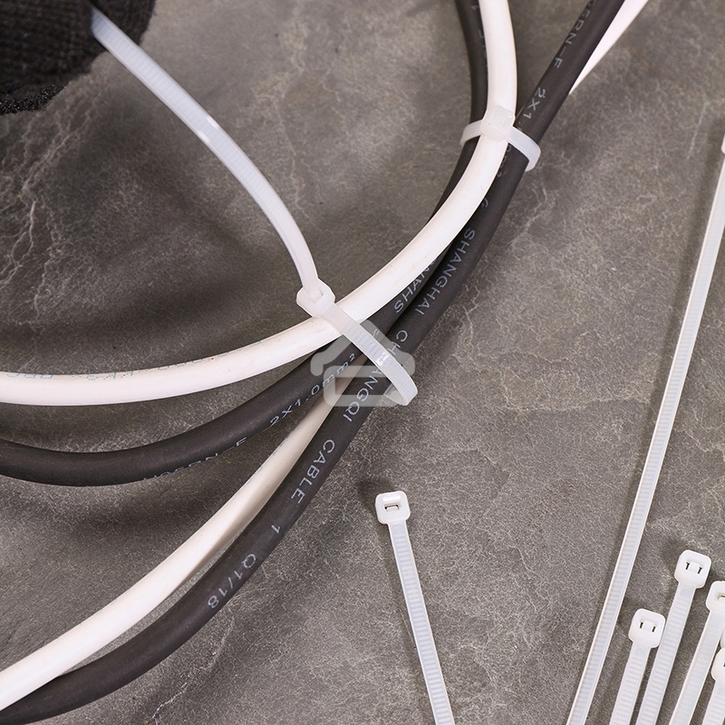 Хомут-стяжка кабельная нейлоновая Rexant 200 x 3,6 мм, белая, упаковка 100 шт.