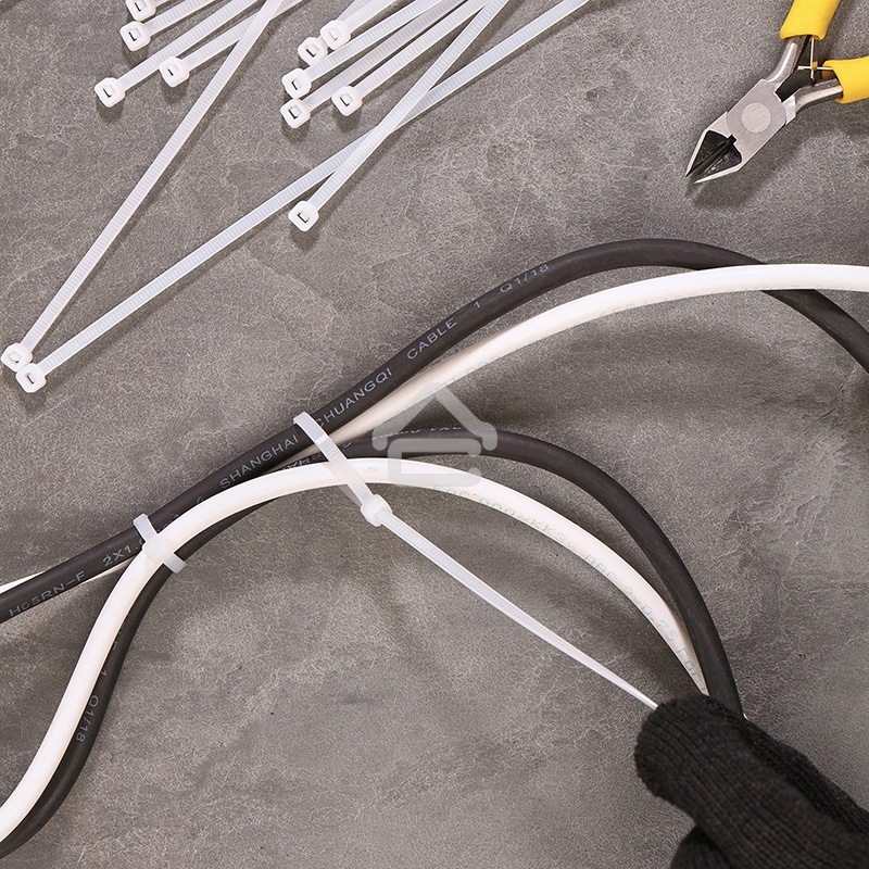 Хомут-стяжка кабельная нейлоновая Rexant 200 x 3,6 мм, белая, упаковка 100 шт.